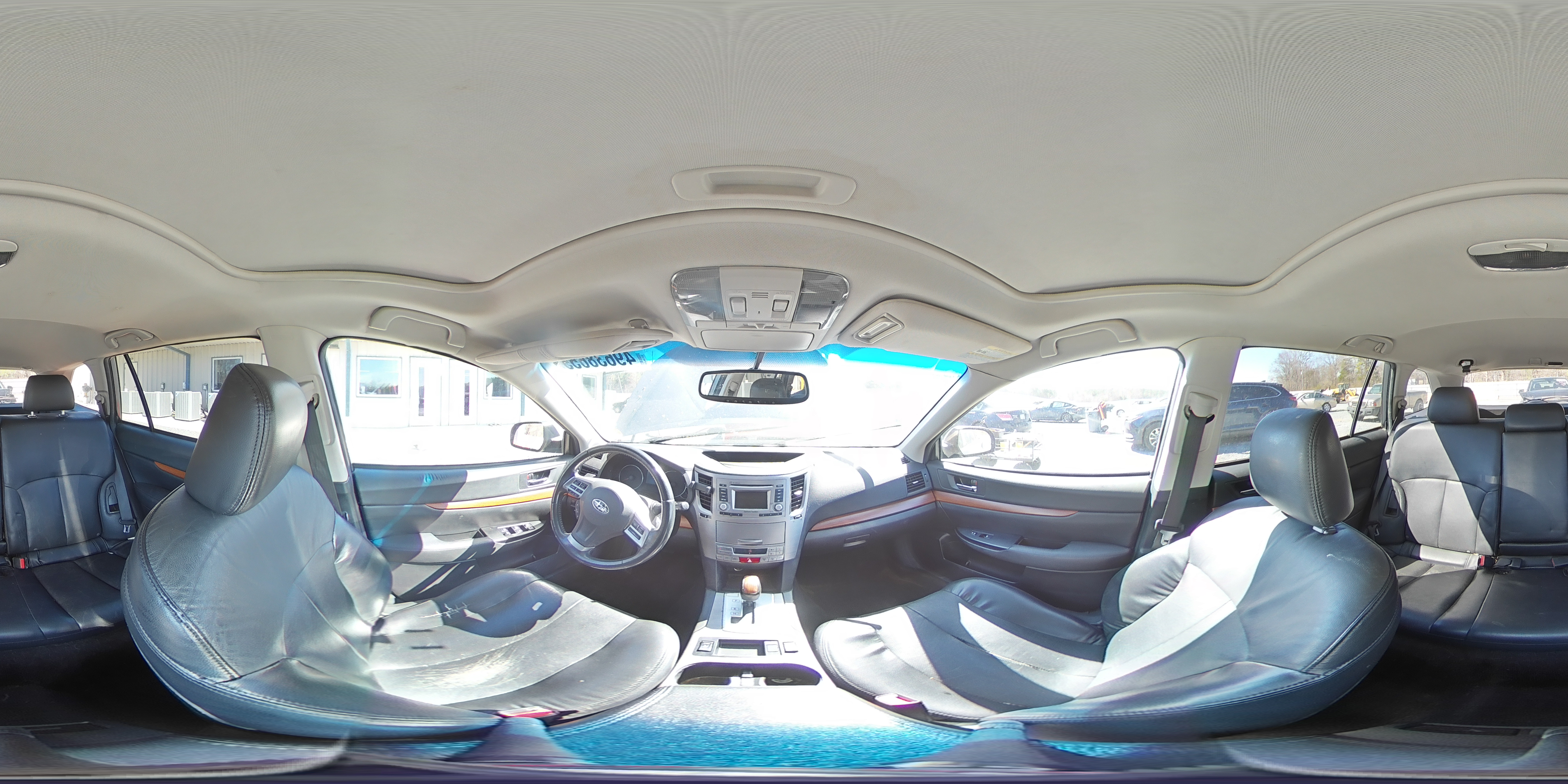 2014 Subaru Outback - Image 13