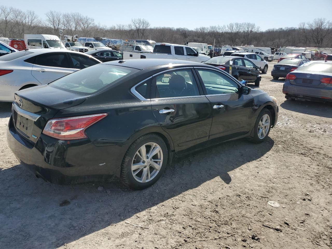 2014 Nissan Altima - Image 3