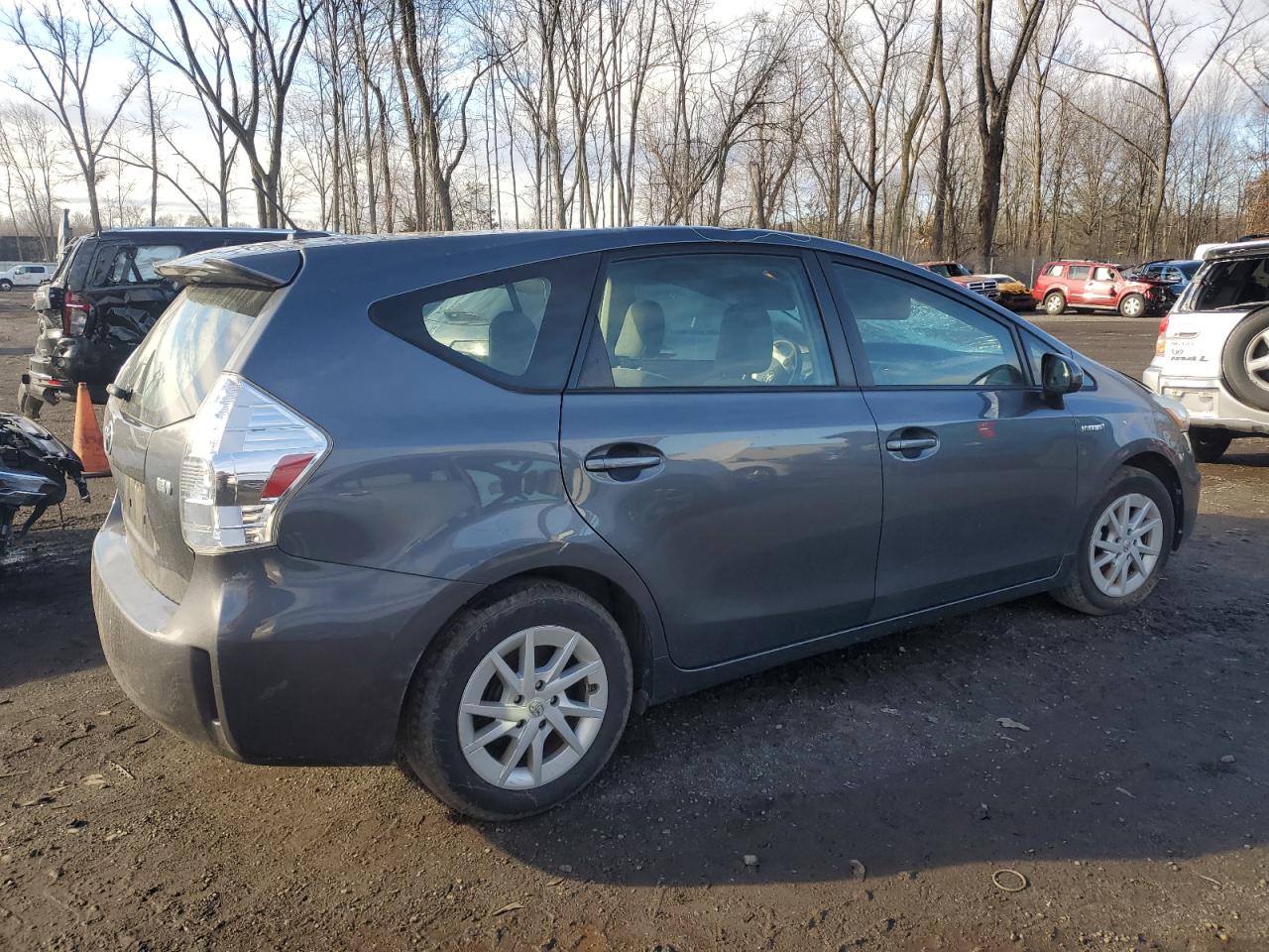 2014 Toyota Prius - Image 3