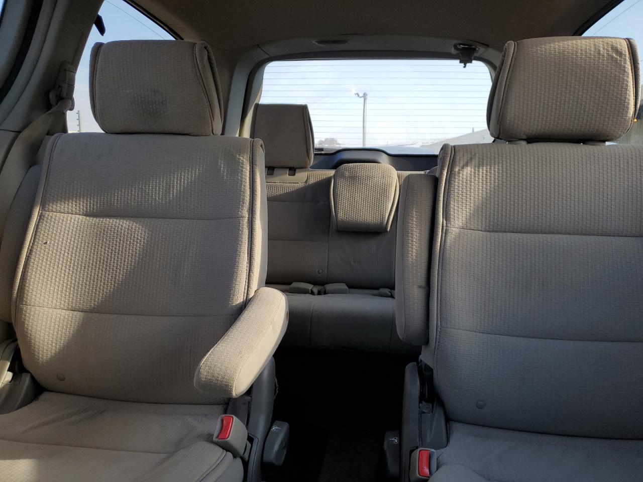 2009 Nissan Quest - Image 10