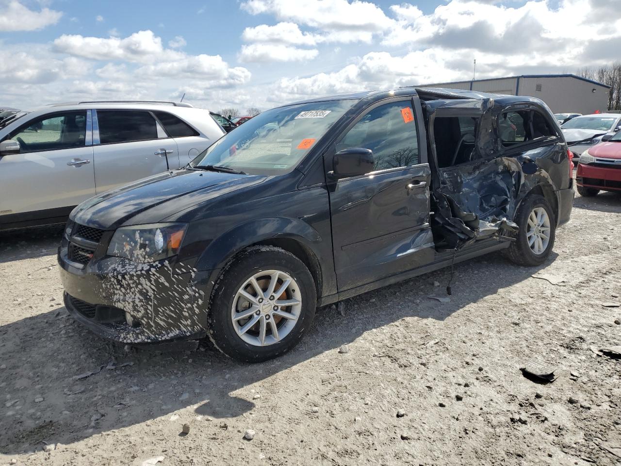 2014 Dodge Grand Caravan R/T продається в Wayland, MI - All Over