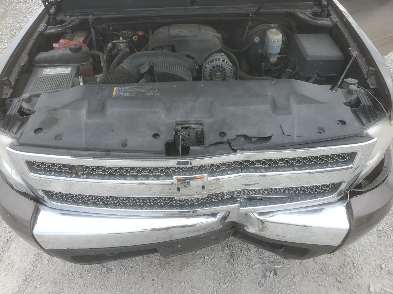 2008 Chevrolet Silverado - Image 13
