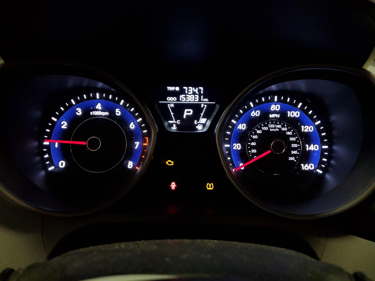 2013 Hyundai Elantra - Image 9