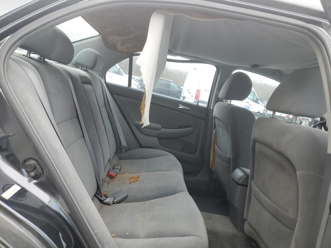 2006 Honda Accord - Image 10