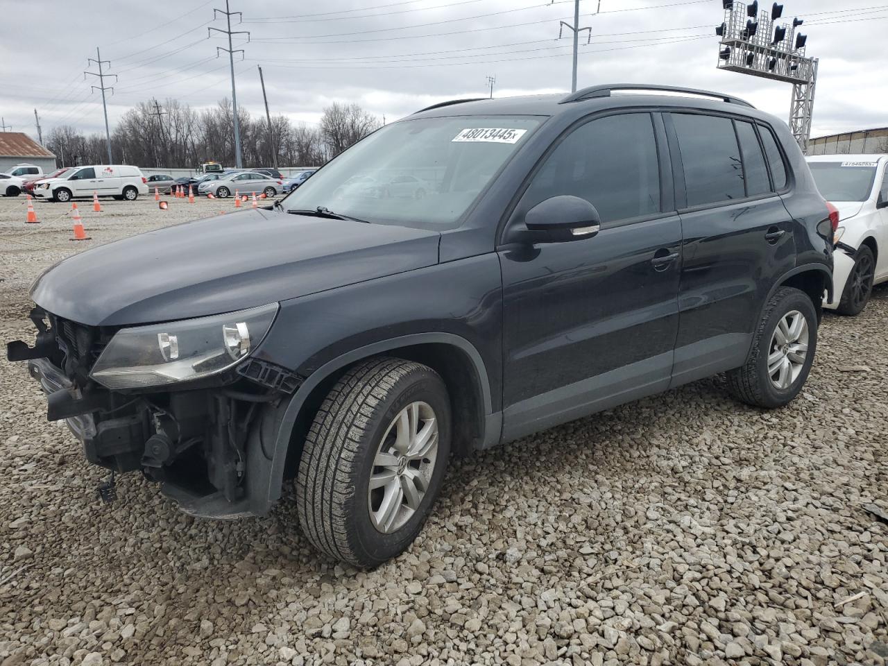 2017 Volkswagen Tiguan - Image 1