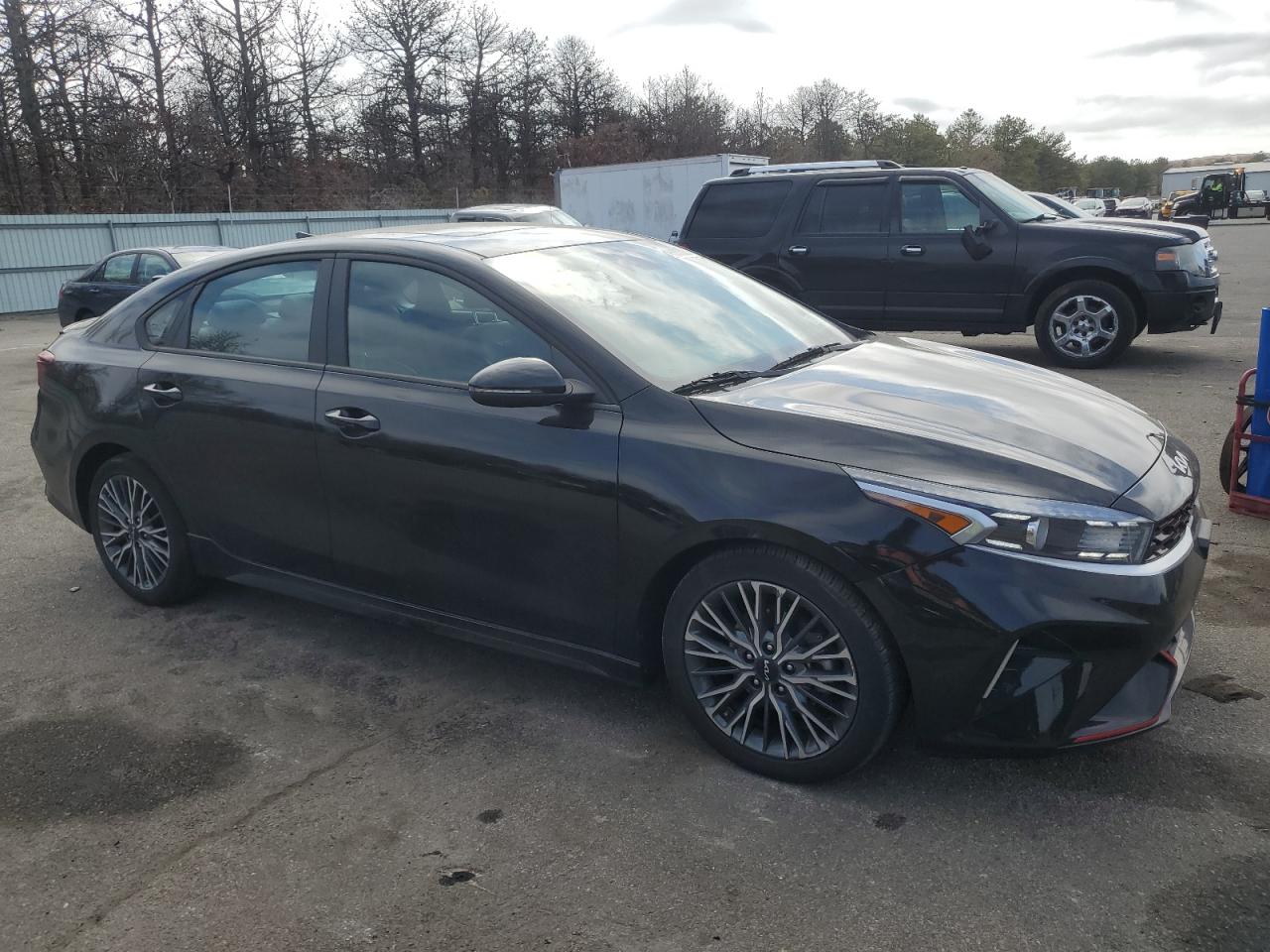 2023 Kia Forte - Image 4