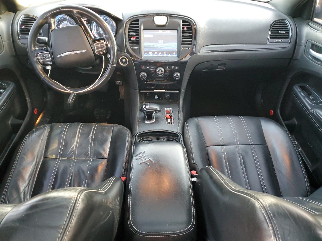 2014 Chrysler 300 - Image 8