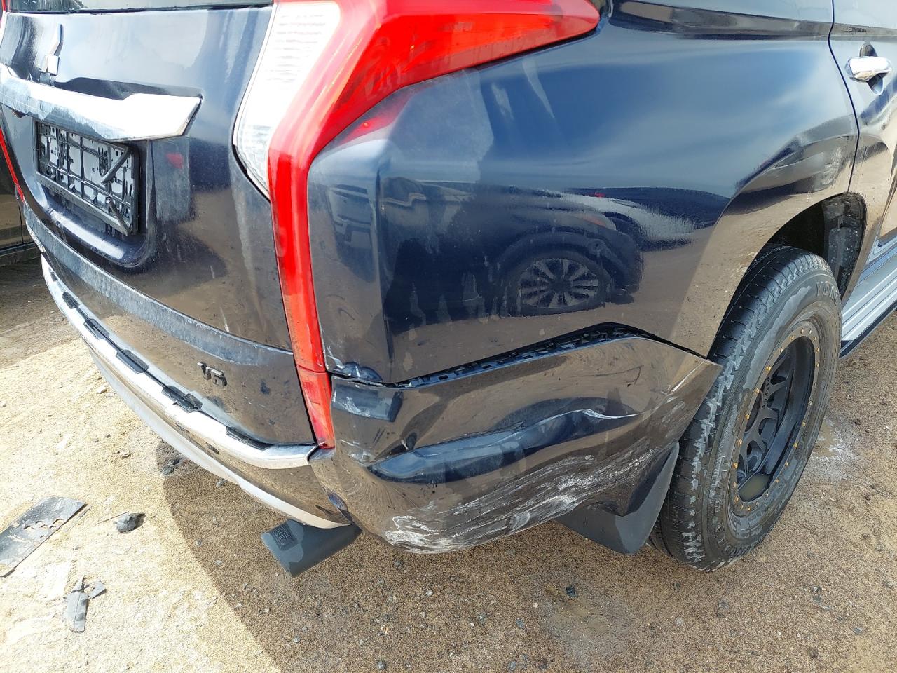 NMEMC21X0HH003815 - 2017 Mitsubishi MONTERO LI - #50849295