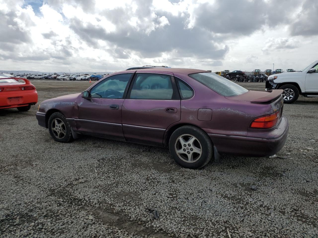1998 Toyota Avalon - Image 2