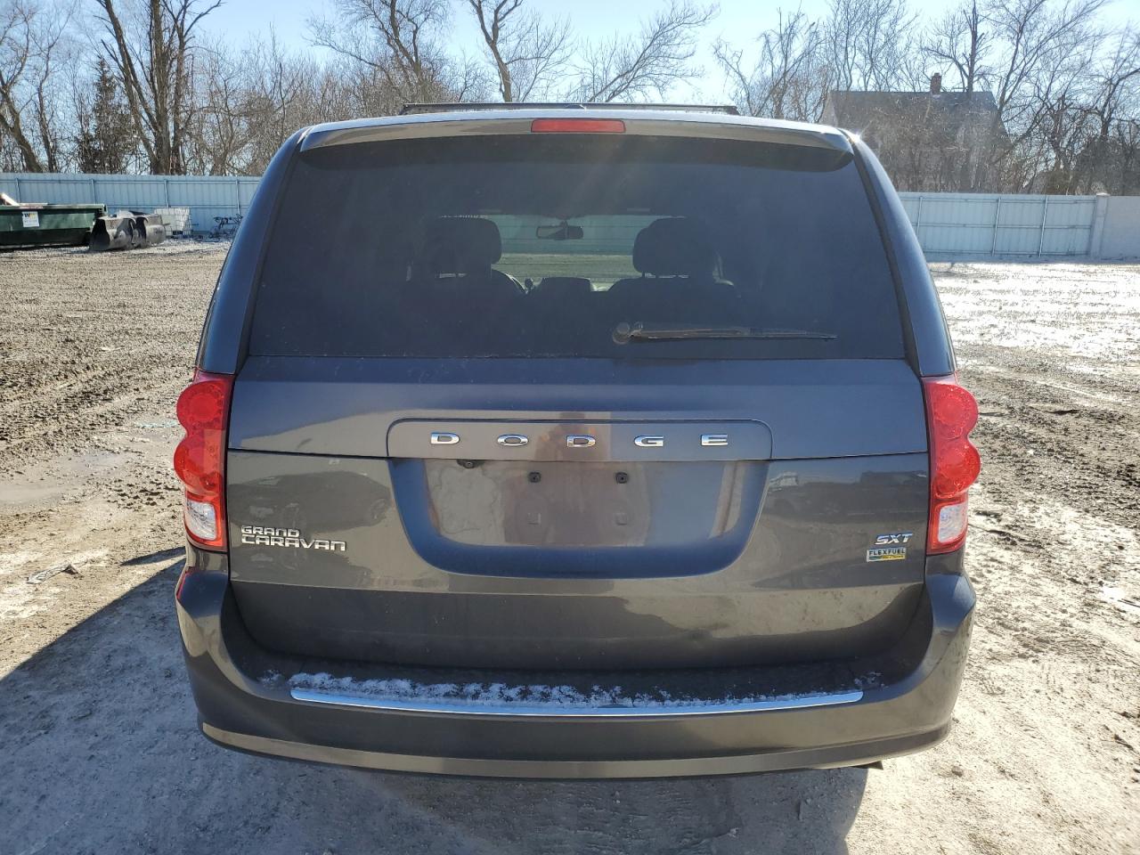 2016 Dodge Caravan - Image 6
