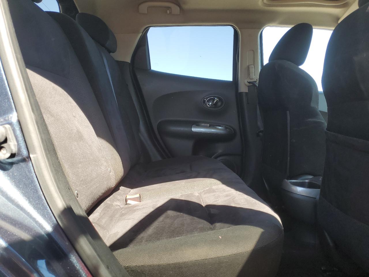 2011 Nissan Juke - Image 11