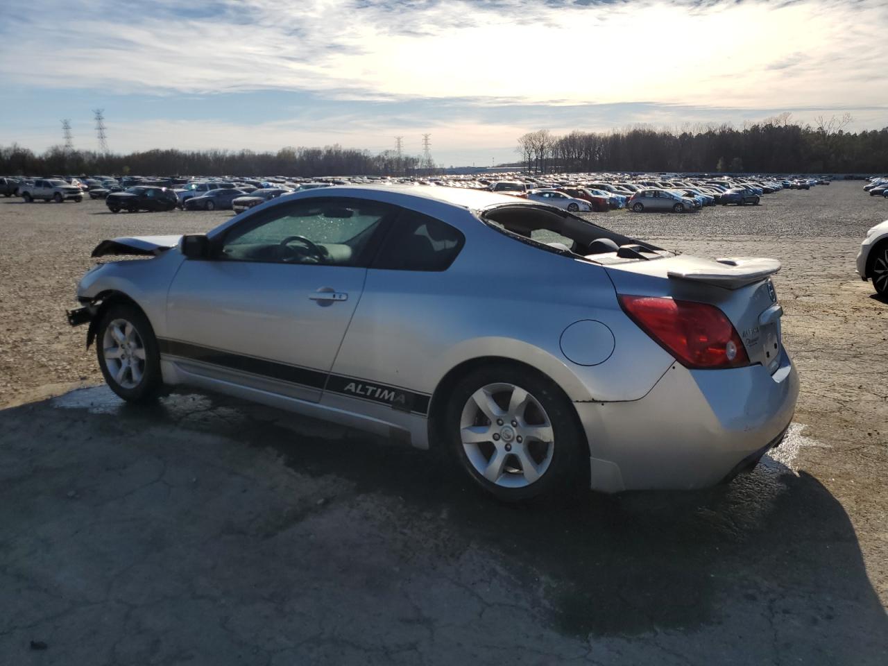 2008 Nissan Altima - Image 2