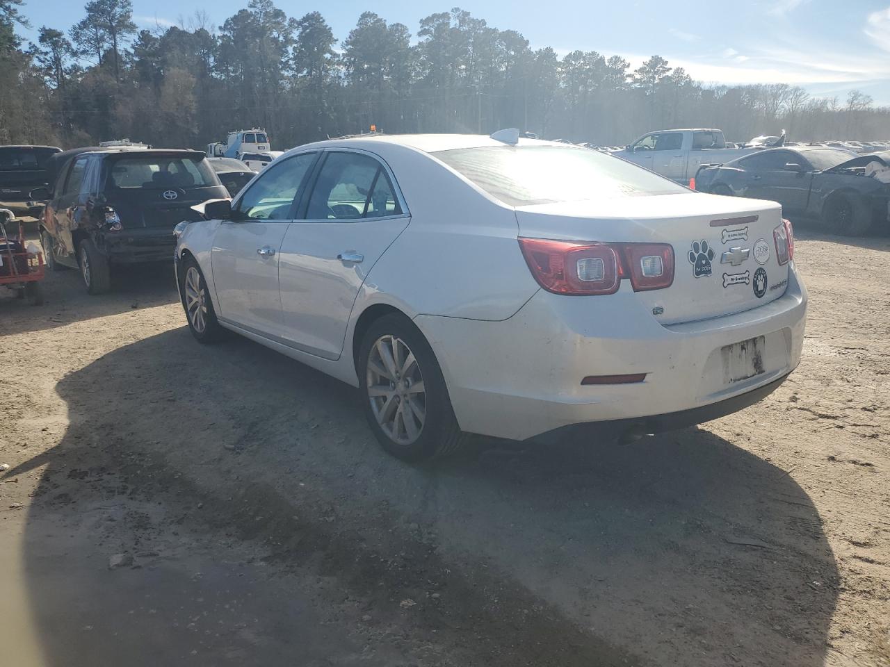 2015 Chevrolet Malibu - Image 2