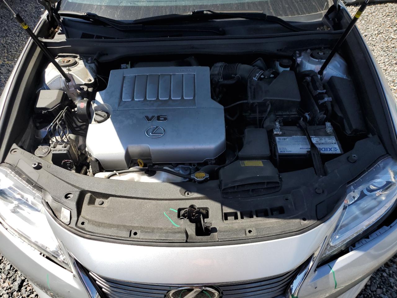 2015 Lexus ES - Image 11