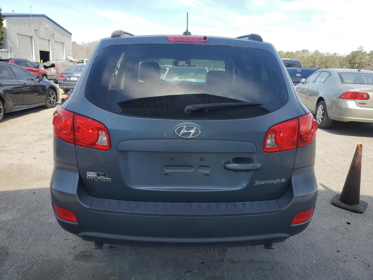 2009 Hyundai Santa Fe - Image 6