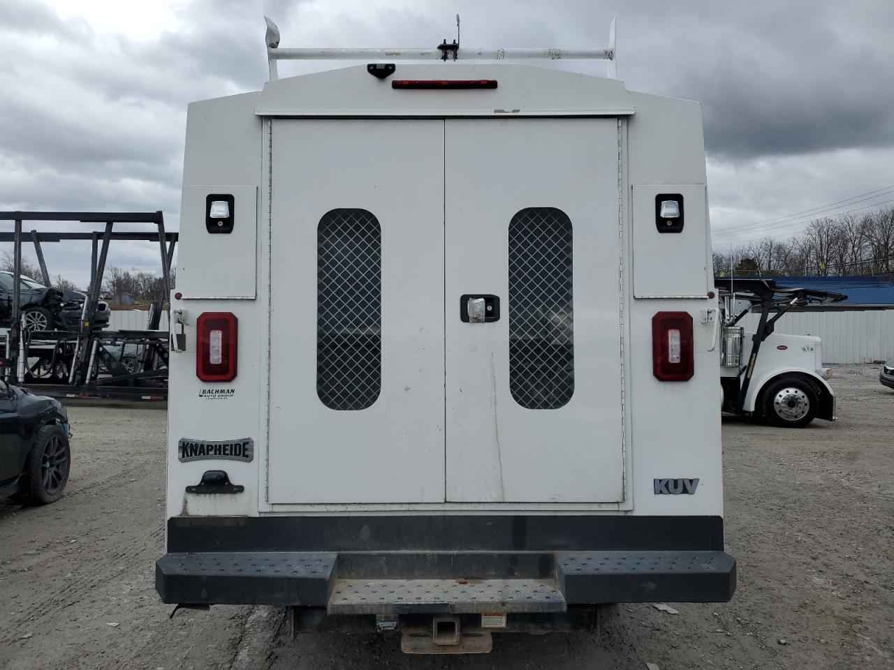 1HA0GRFGXKN002215 CHEVROLET EXPRESS 2019