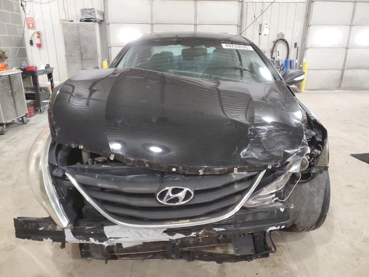 2011 Hyundai Sonata - Image 5