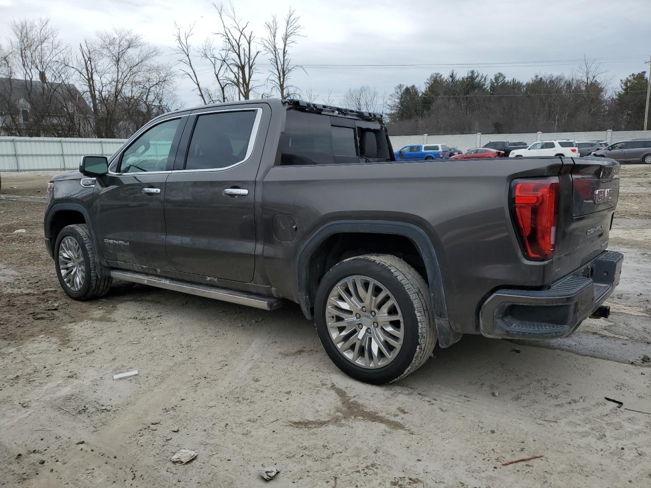2019 GMC Sierra - Image 2