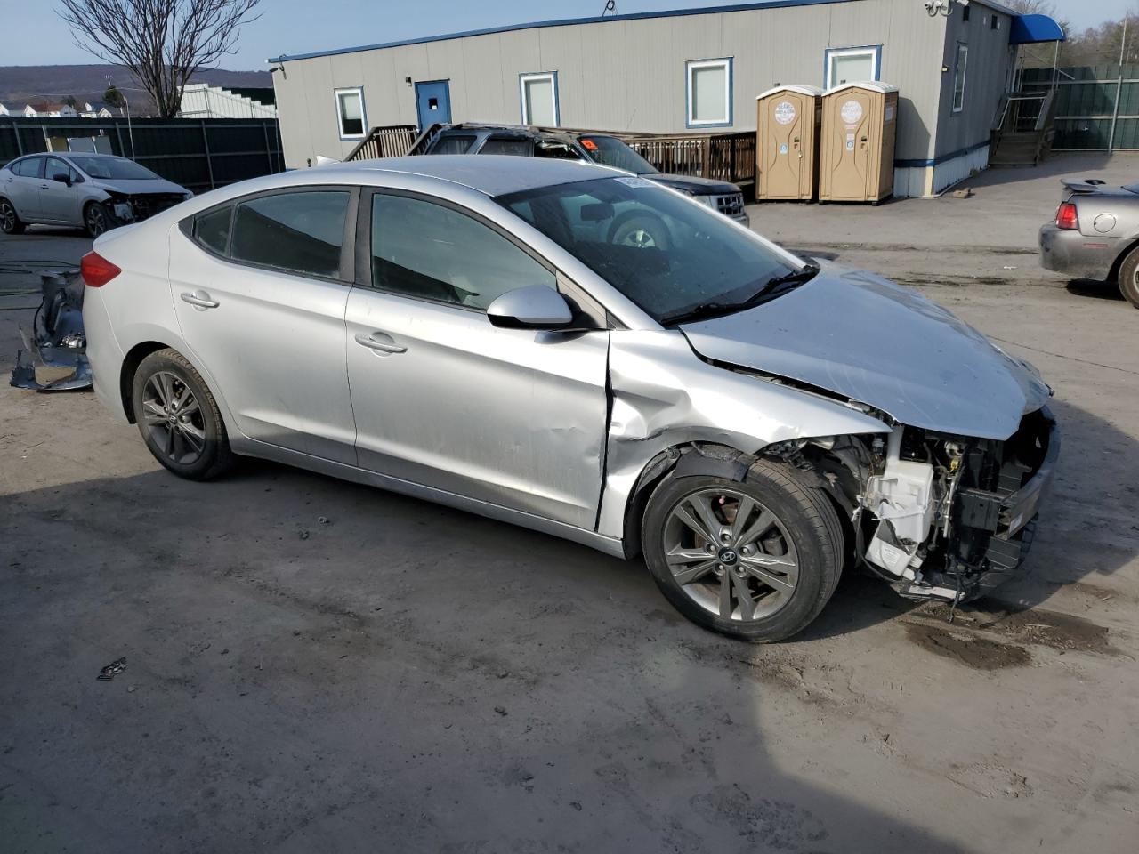2017 Hyundai Elantra - Image 4