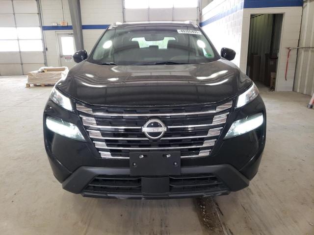  NISSAN ROGUE 2024 Czarny