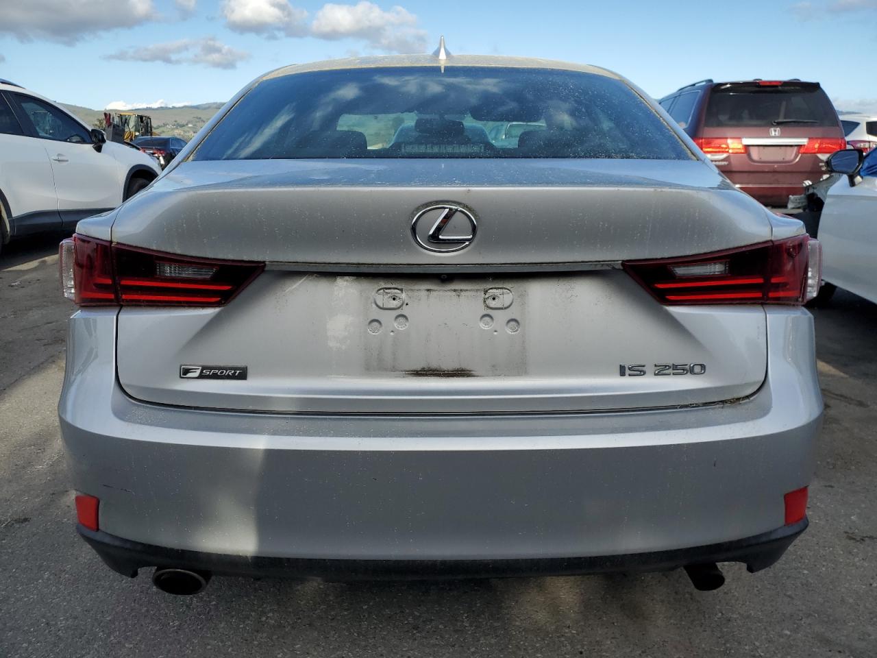 2015 Lexus IS - Image 6