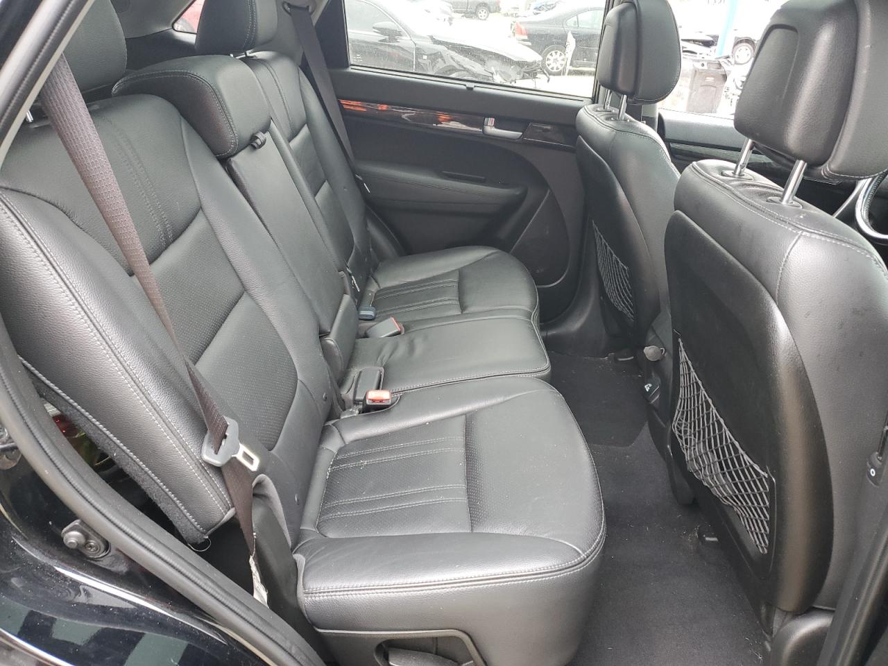 2014 Kia Sorento - Image 10