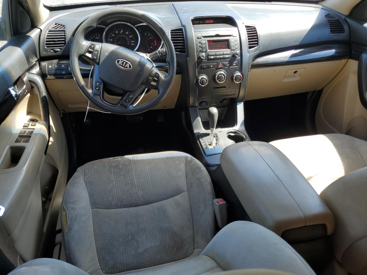 2011 Kia Sorento - Image 8