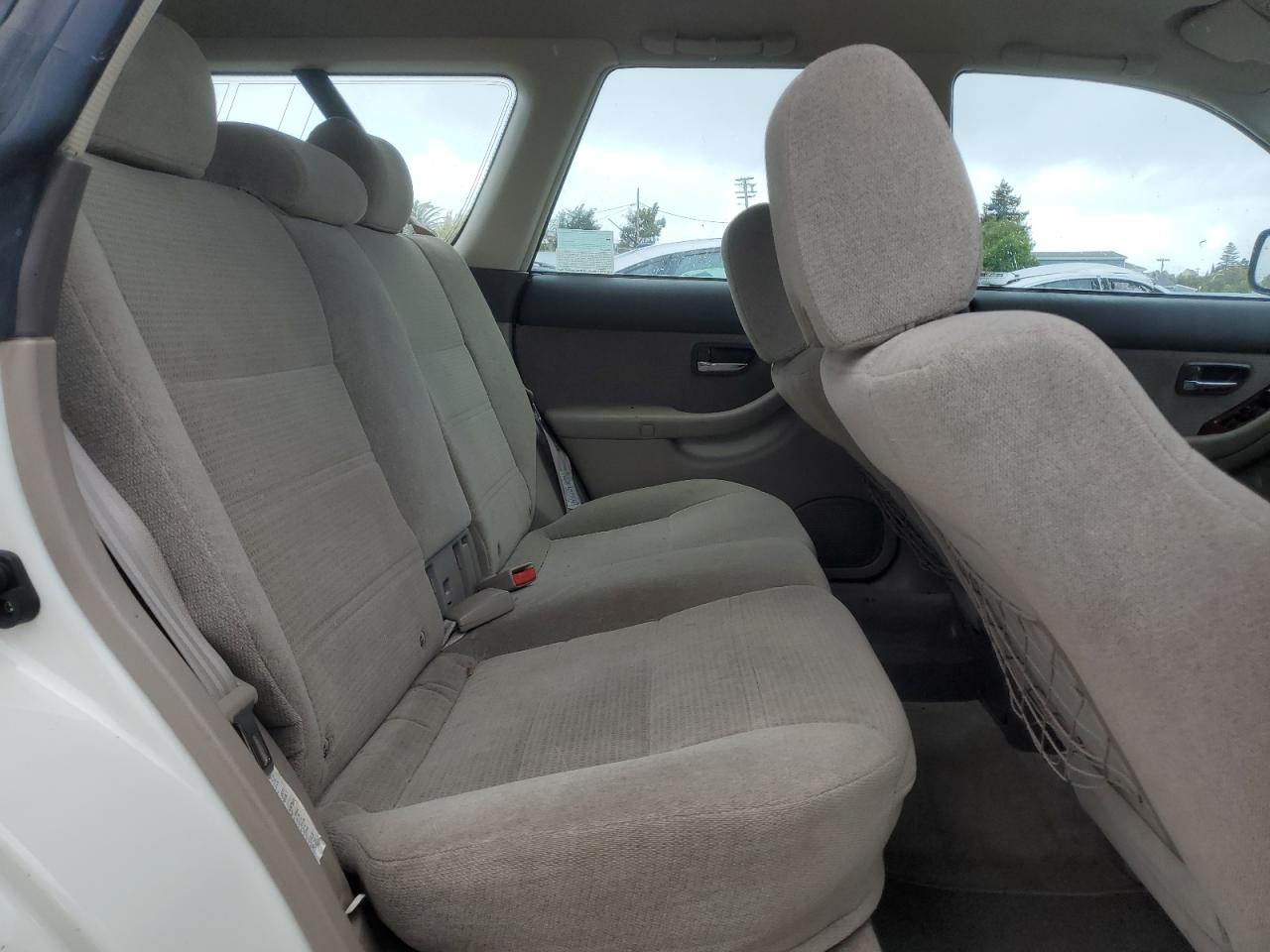 2004 Subaru Legacy - Image 10