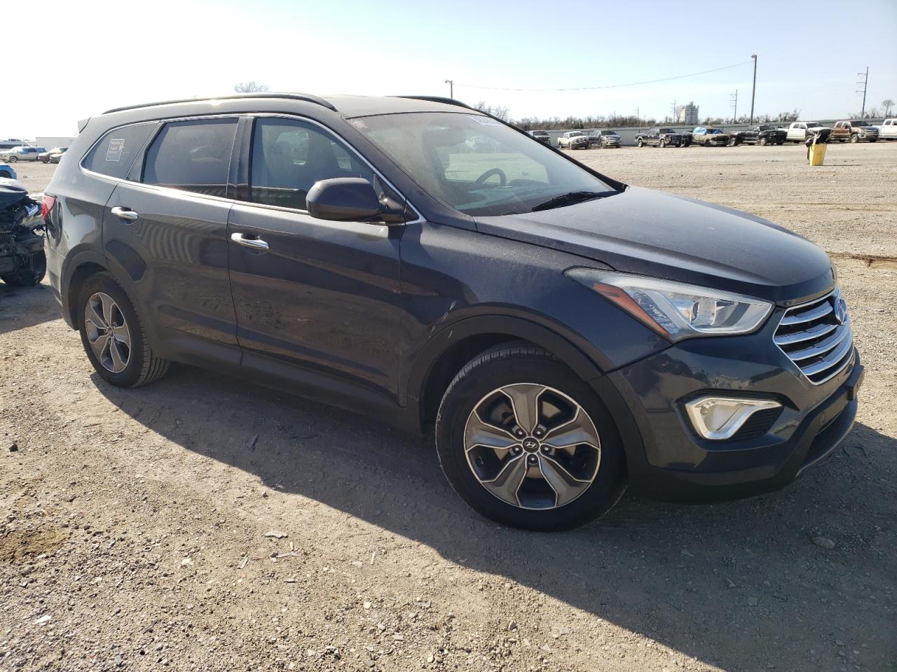 2016 Hyundai Santa Fe - Image 4