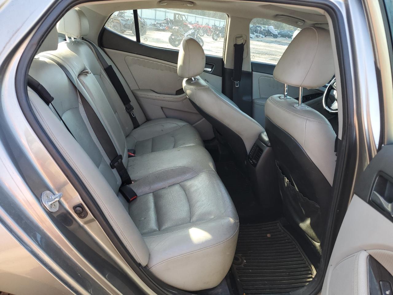 2014 Kia Optima - Image 10