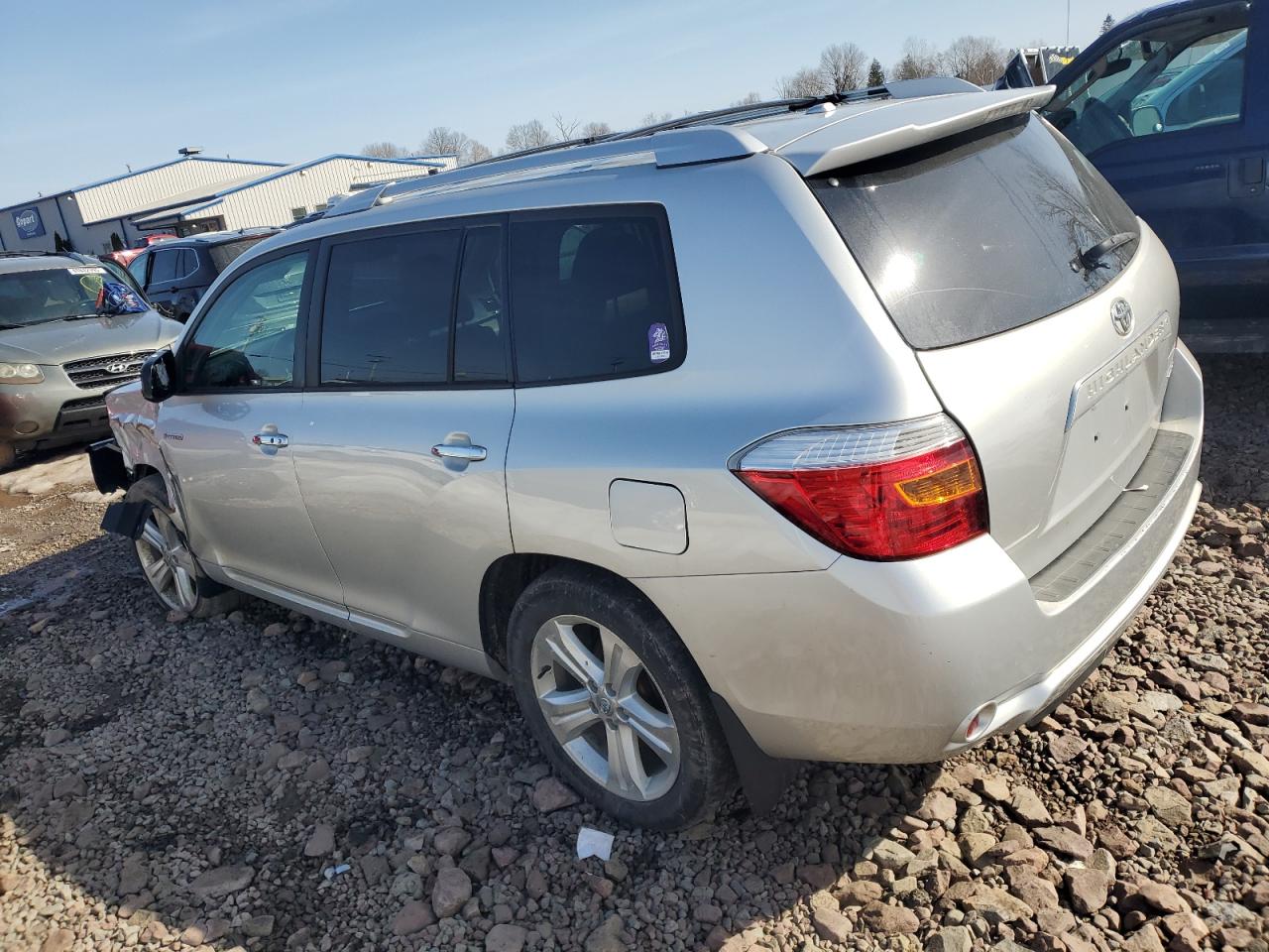 2010 Toyota Highlander - Image 2