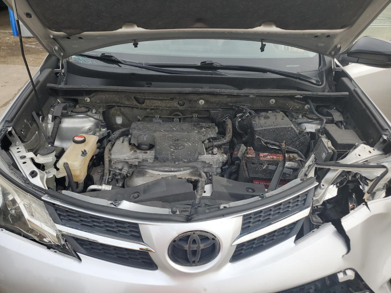 2015 Toyota RAV 4 - Image 12