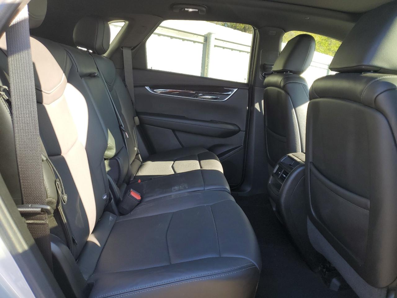 2020 Cadillac XT5 - Image 11