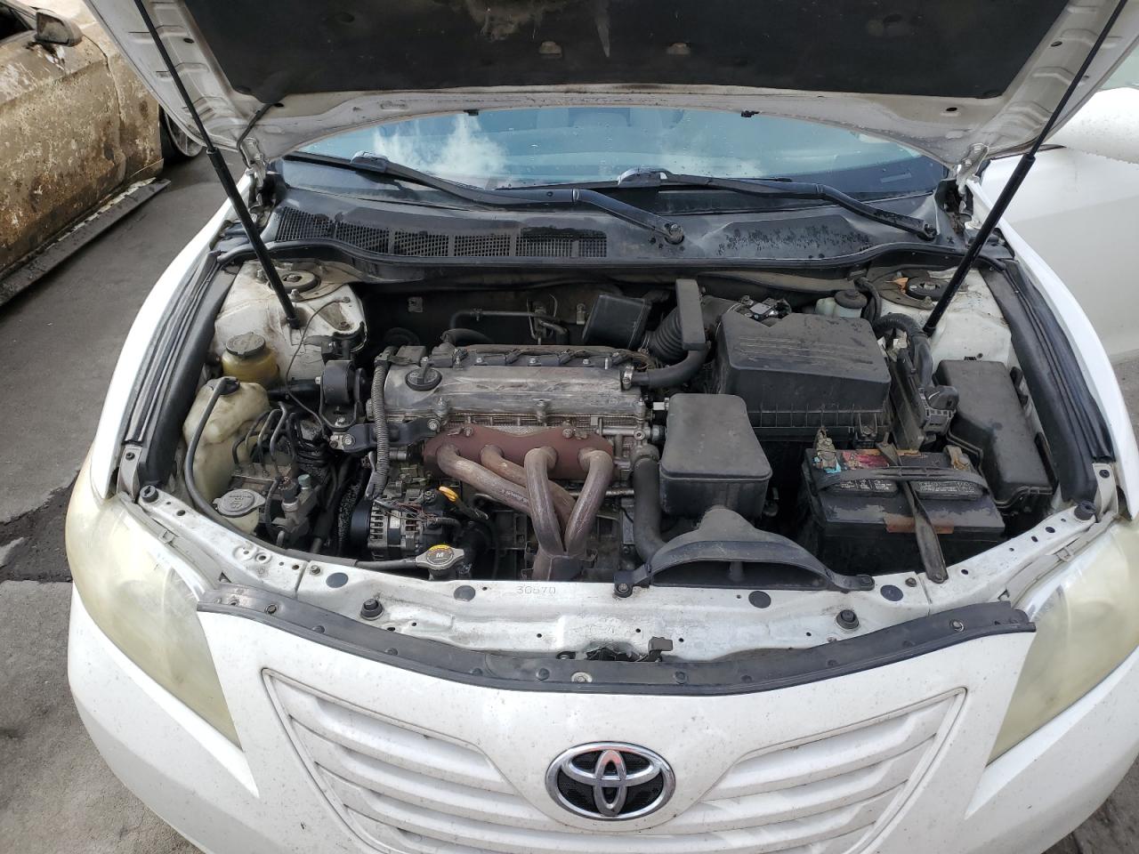 2008 Toyota Camry - Image 11