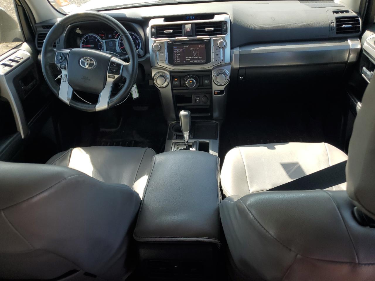 2015 Toyota 4Runner - Image 8