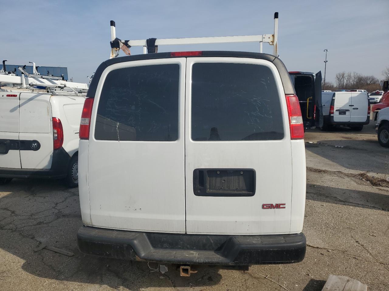 2007 GMC Savana - Image 6