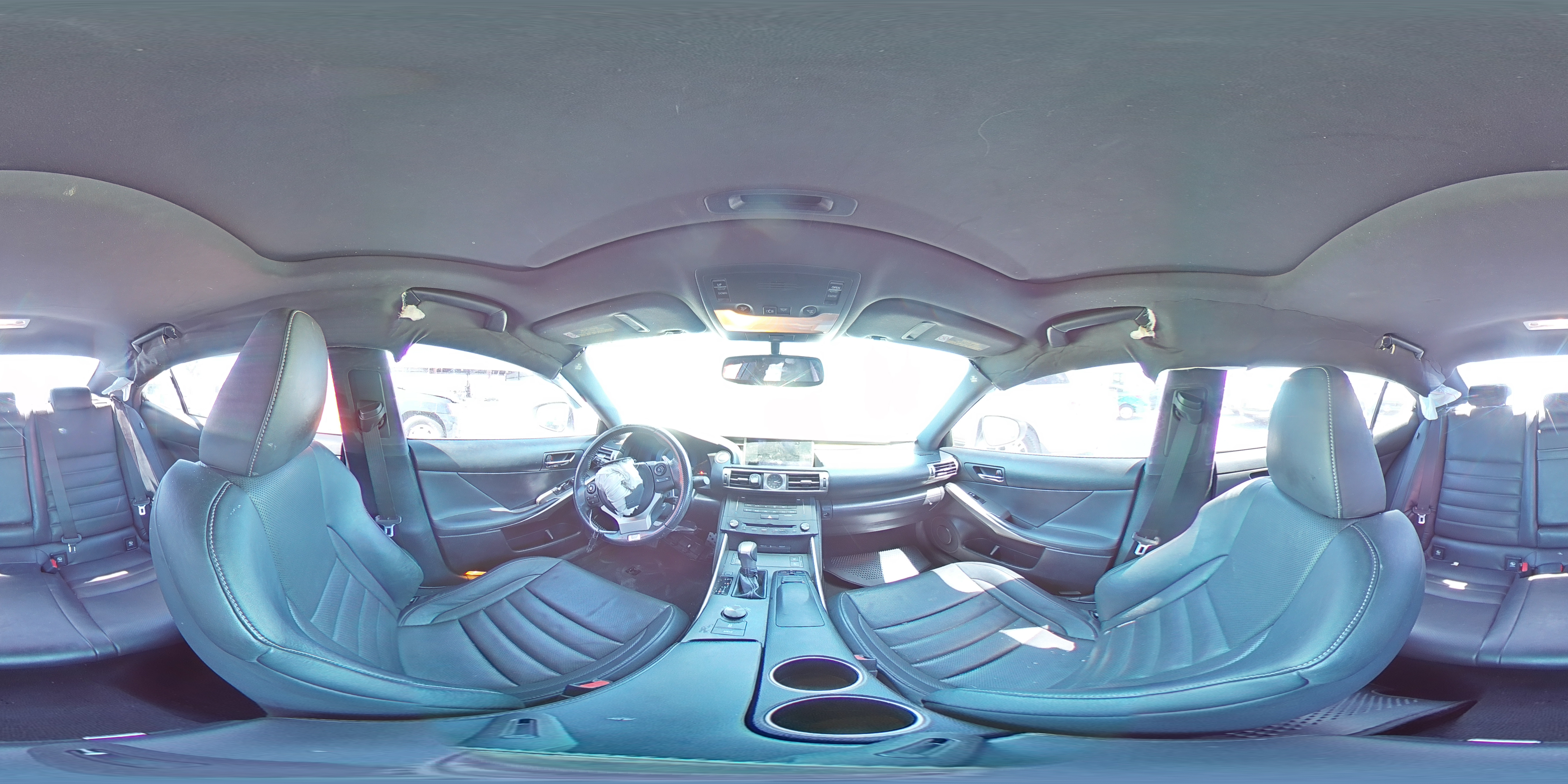2016 Lexus IS - Image 13