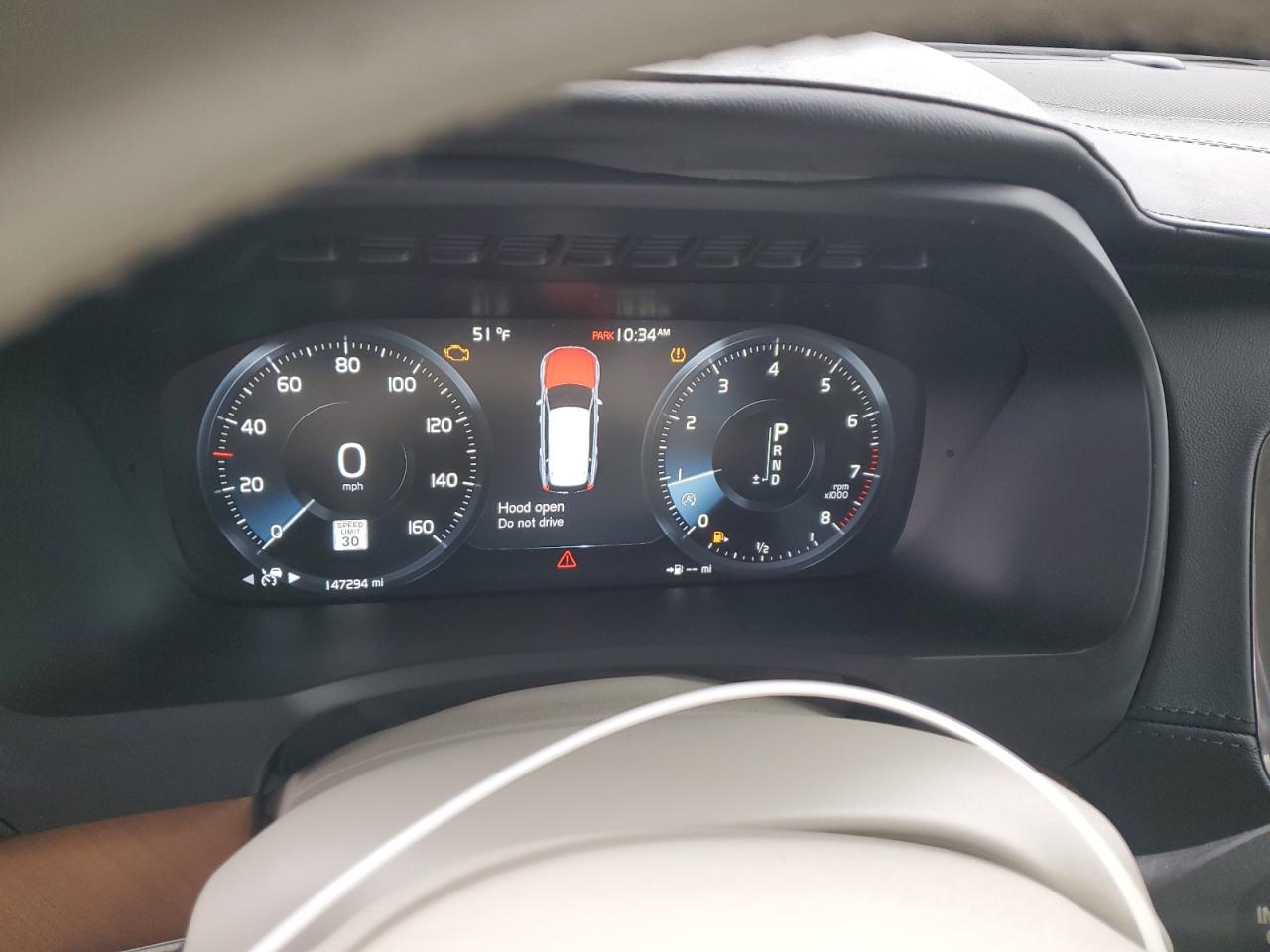 2016 Volvo XC90 - Image 9