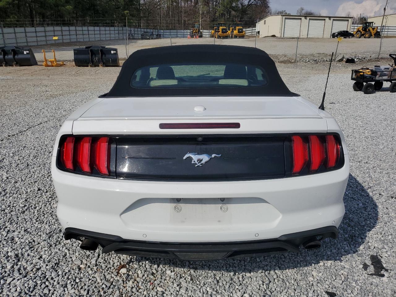 1FATP8UH8J5106469 FORD ALL Models 2018