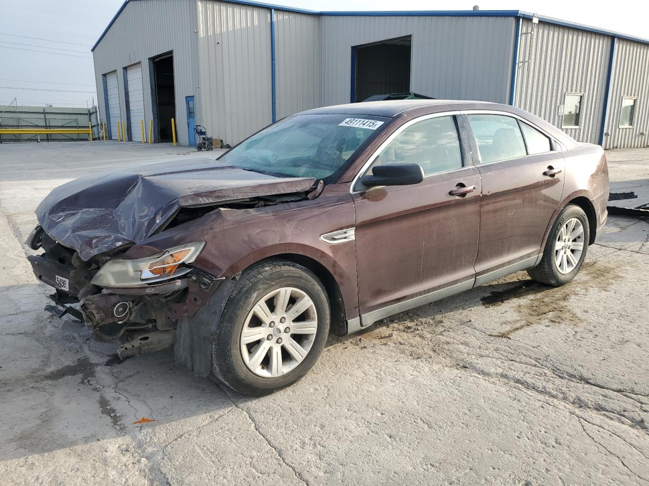 2010 Ford Taurus - Image 1