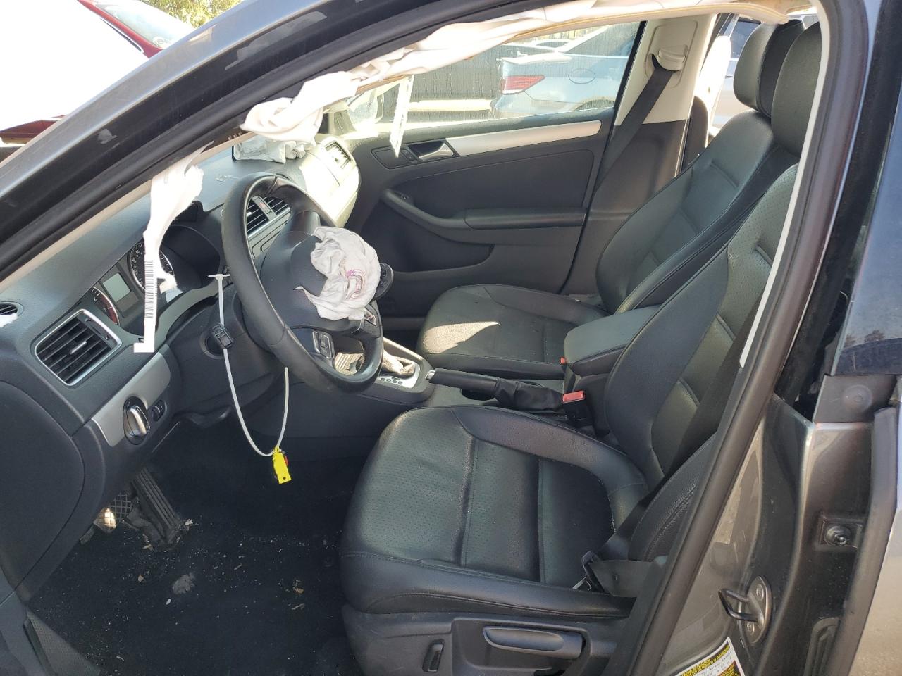 2014 Volkswagen Jetta - Image 7