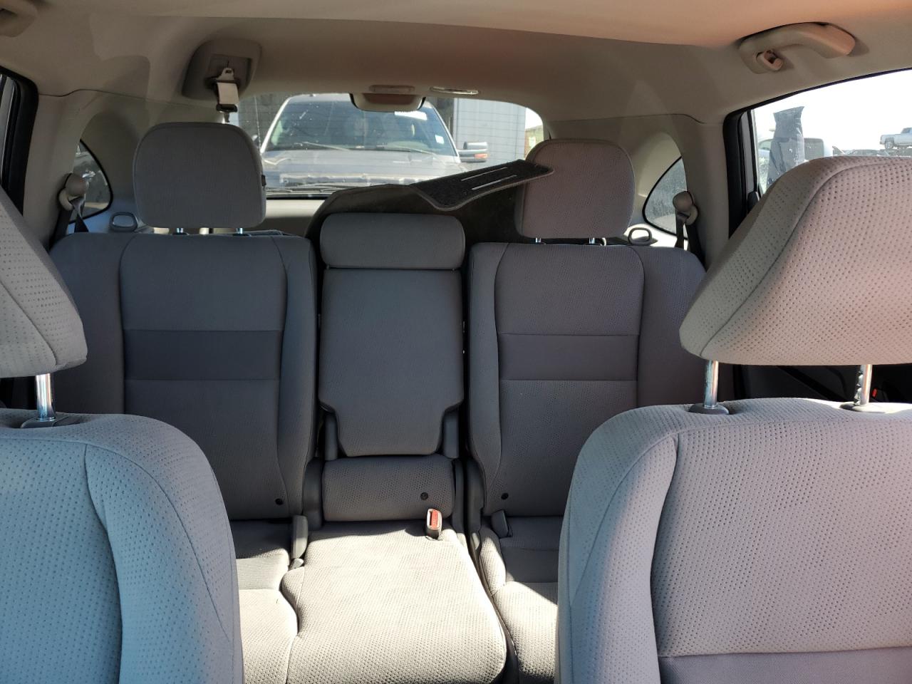 2011 Honda CR-V - Image 10