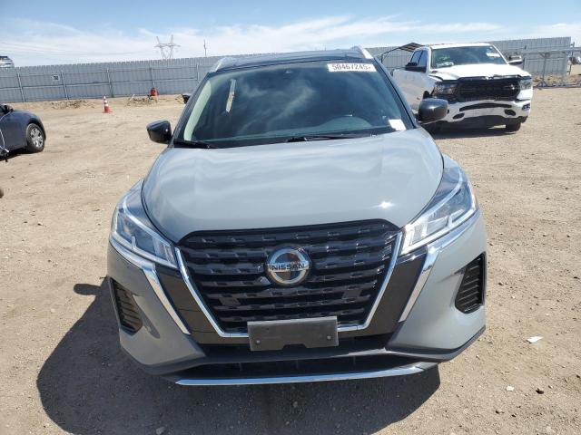  NISSAN KICKS 2021 Серый