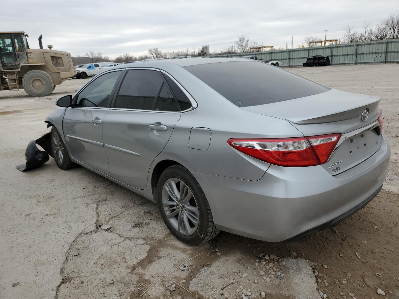 2015 Toyota Camry - Image 2
