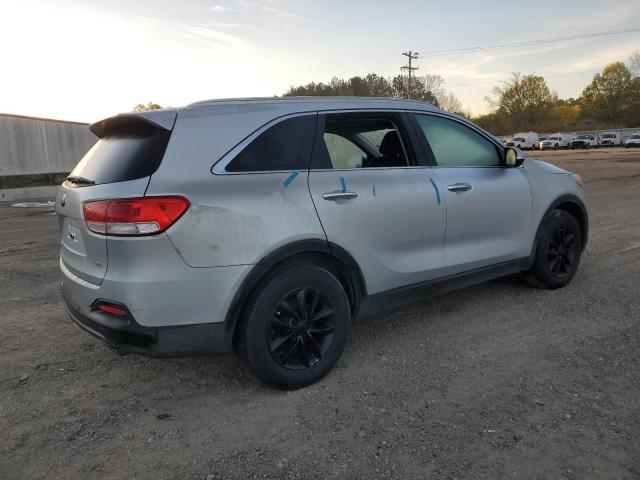Паркетники KIA SORENTO 2016 Серебристый