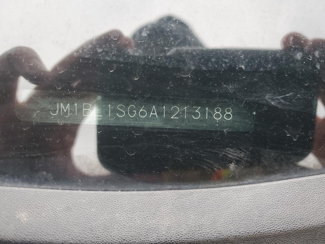 2010 Mazda 3 - Image 13