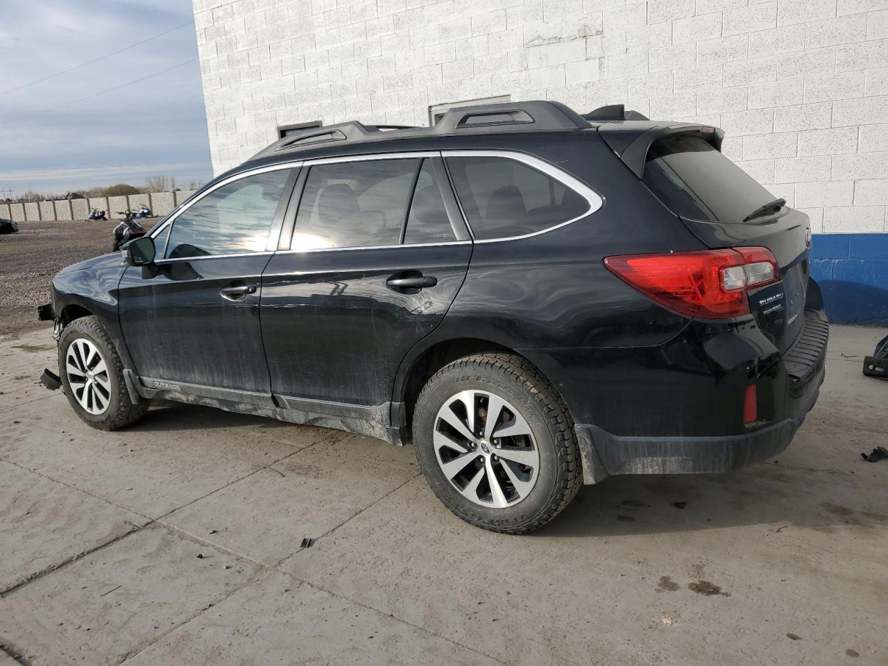2016 Subaru Outback - Image 2