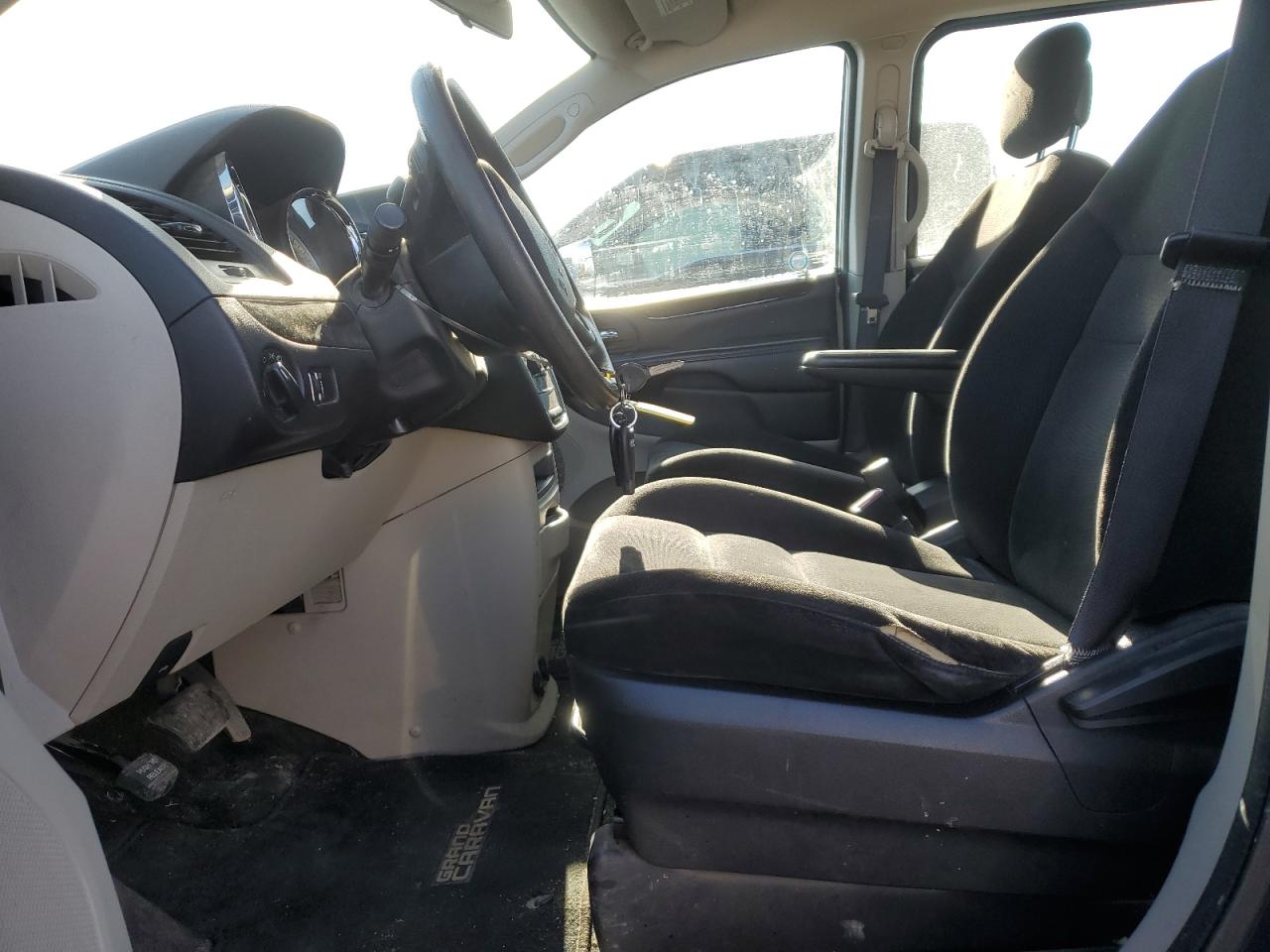 2014 Dodge Caravan - Image 7