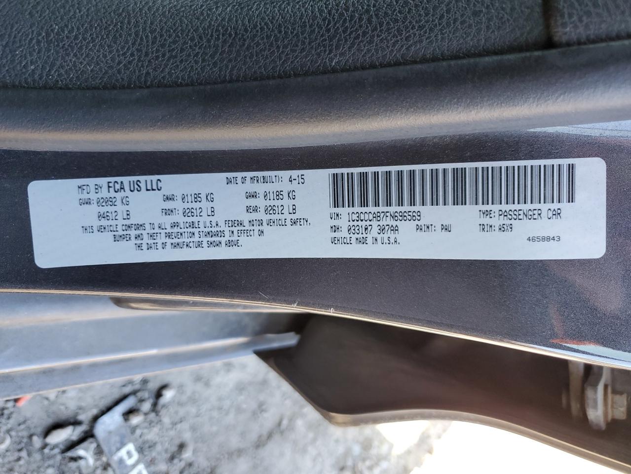 2015 Chrysler 200 - Image 12