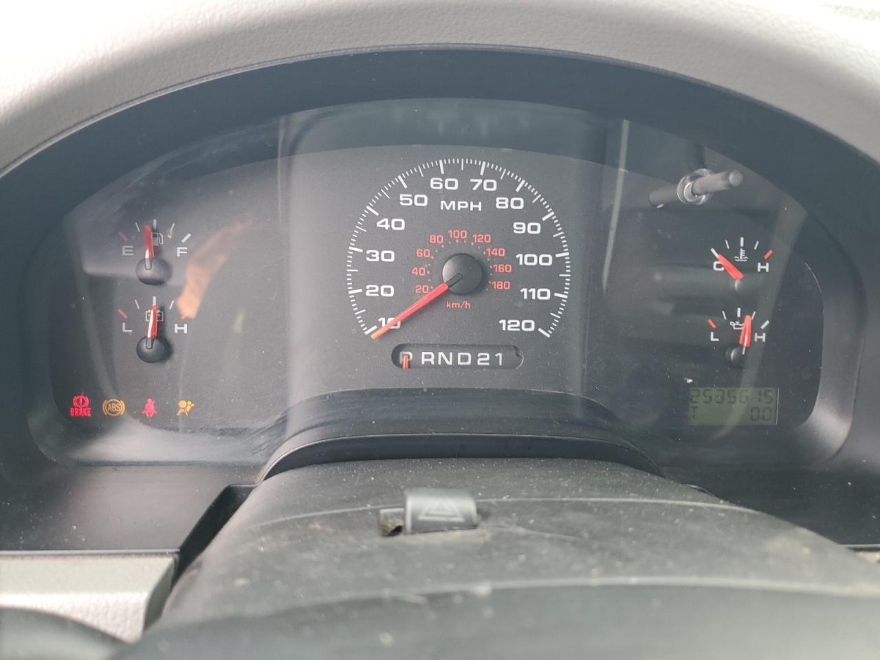2004 Ford F-150 - Image 9